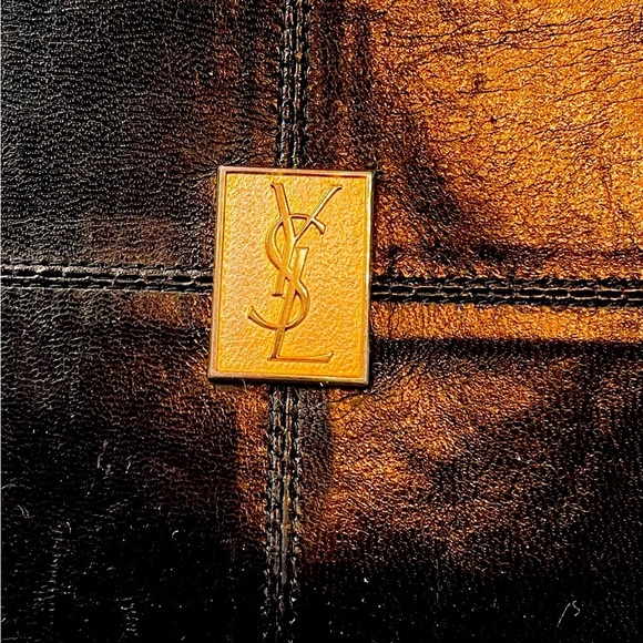 Yves Saint Laurent Vintage Black Soft Leather Wallet. Beautiful condition. - Picture 2 of 15